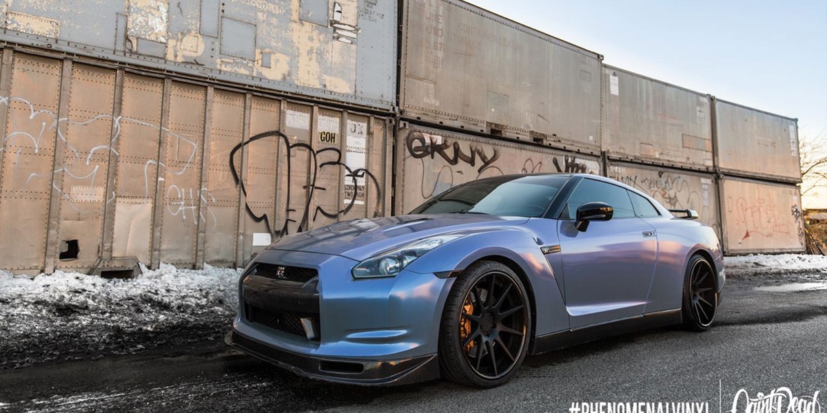 K71312 Blue Pearlescent over K89015 Matt Dark Grey