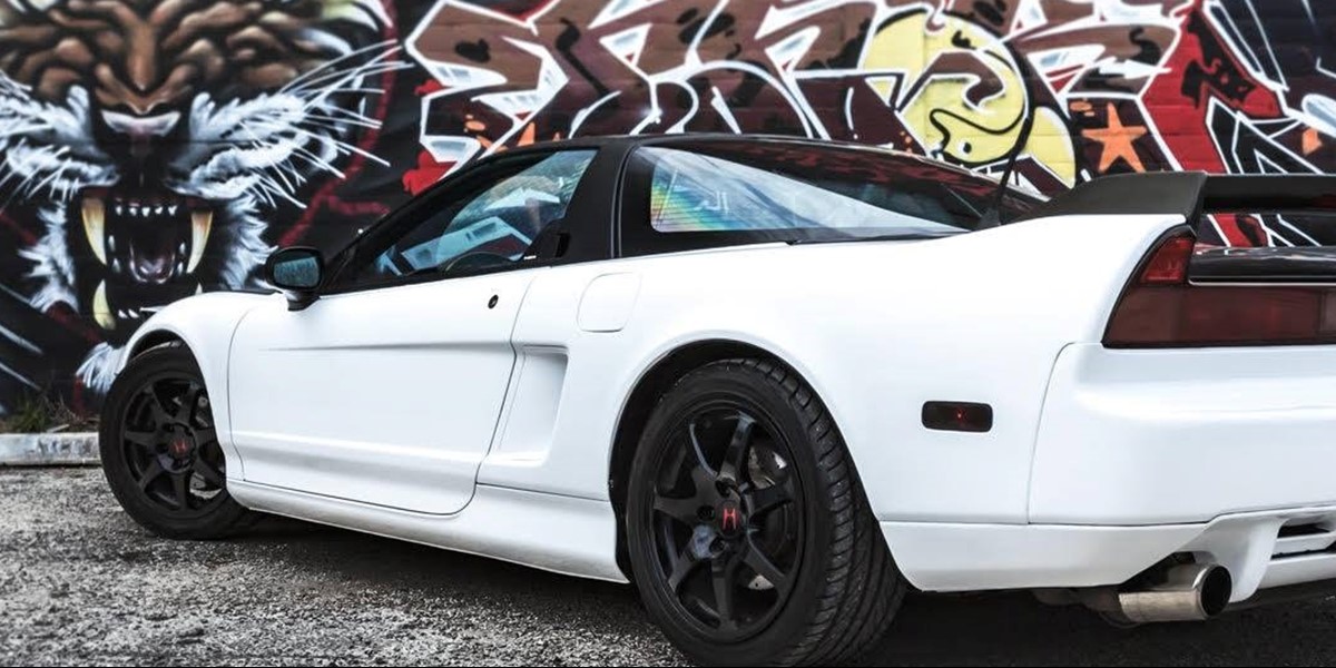 K75444 Perfect White Gloss Cast